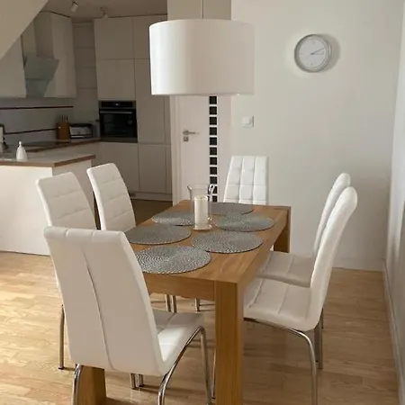 Luksusowy 100 Metrowy Apartament Z Klimatyzacja W Gizycku