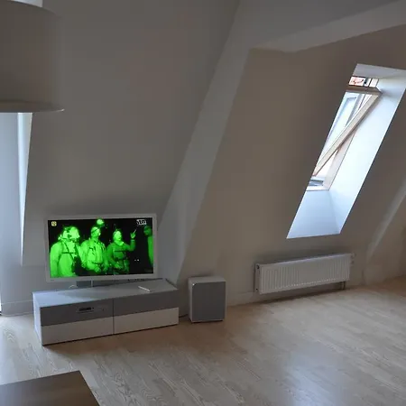 Luksusowy 100 Metrowy Apartament Z Klimatyzacja W Gizycku アパート ギジツコ